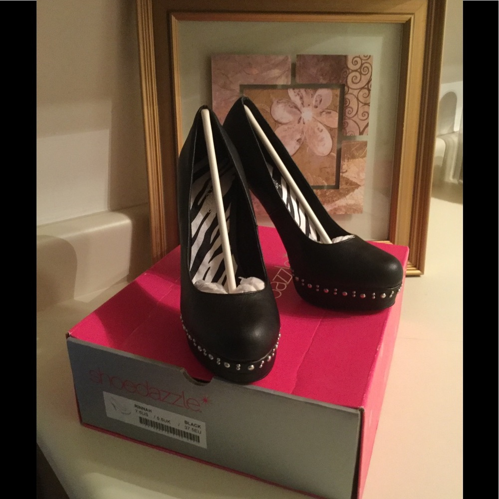 Shoedazzle Studded Pumps