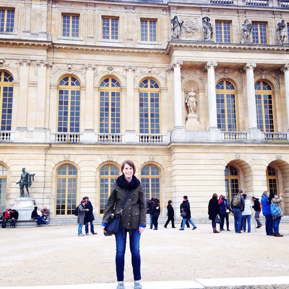 Meet your Posher, Catharine - Picture 2 of 3