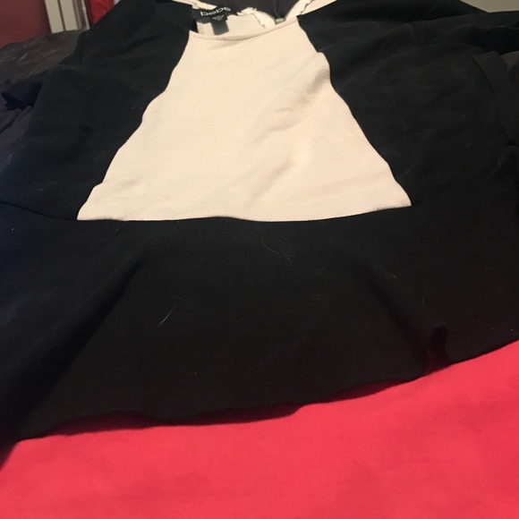 Asymmetrical color block Bebe top - Picture 2 of 3