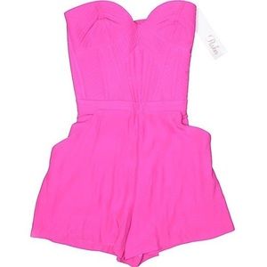 Hot pink Parker romper🎀