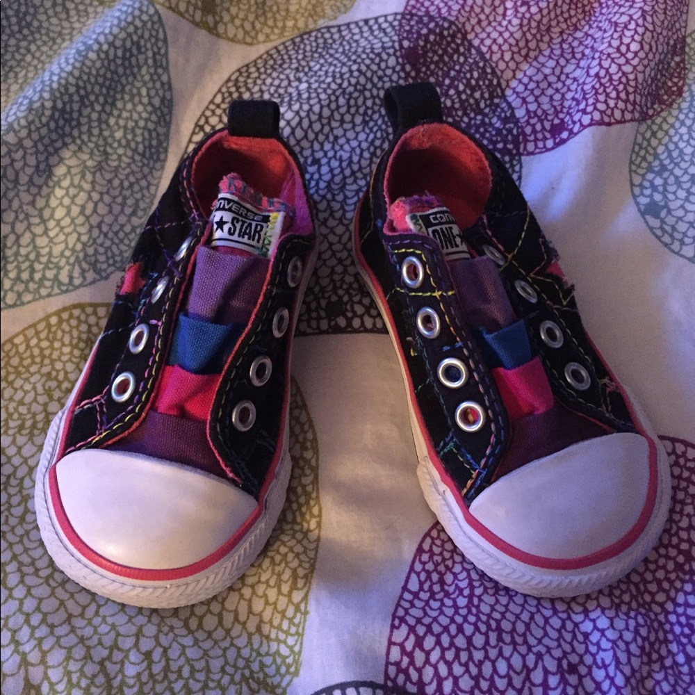 Girls toddler 5 slip on converse