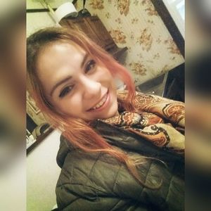 Meet your Posher, Maria