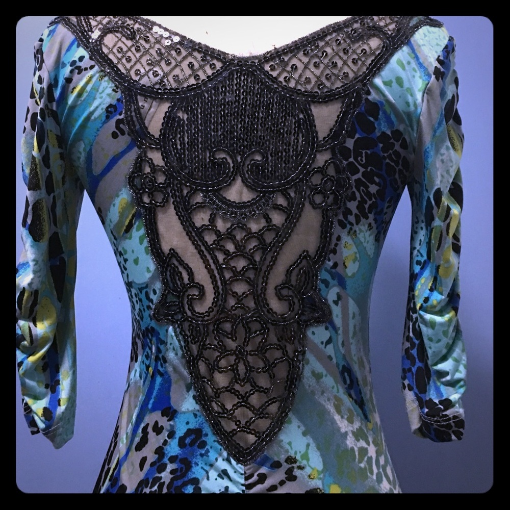 Lumi stretch dress with sexy sequined back