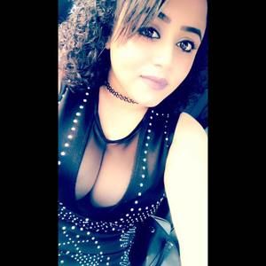 Meet your Posher, Leslie