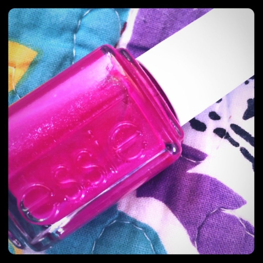 Essie Brand Nailpolish