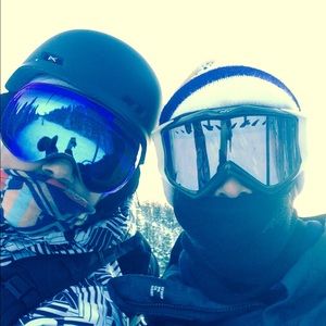 Meet your Posher, Connor