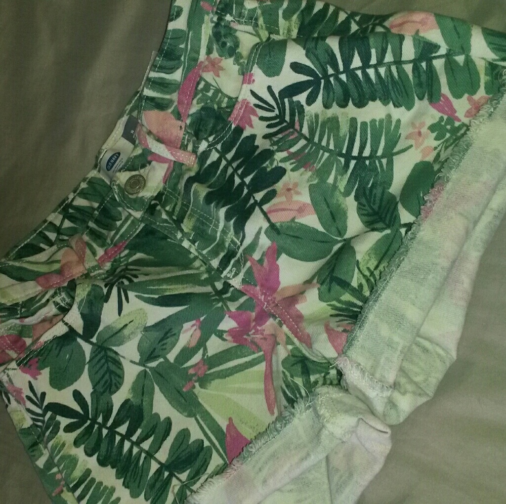 High waist shorts