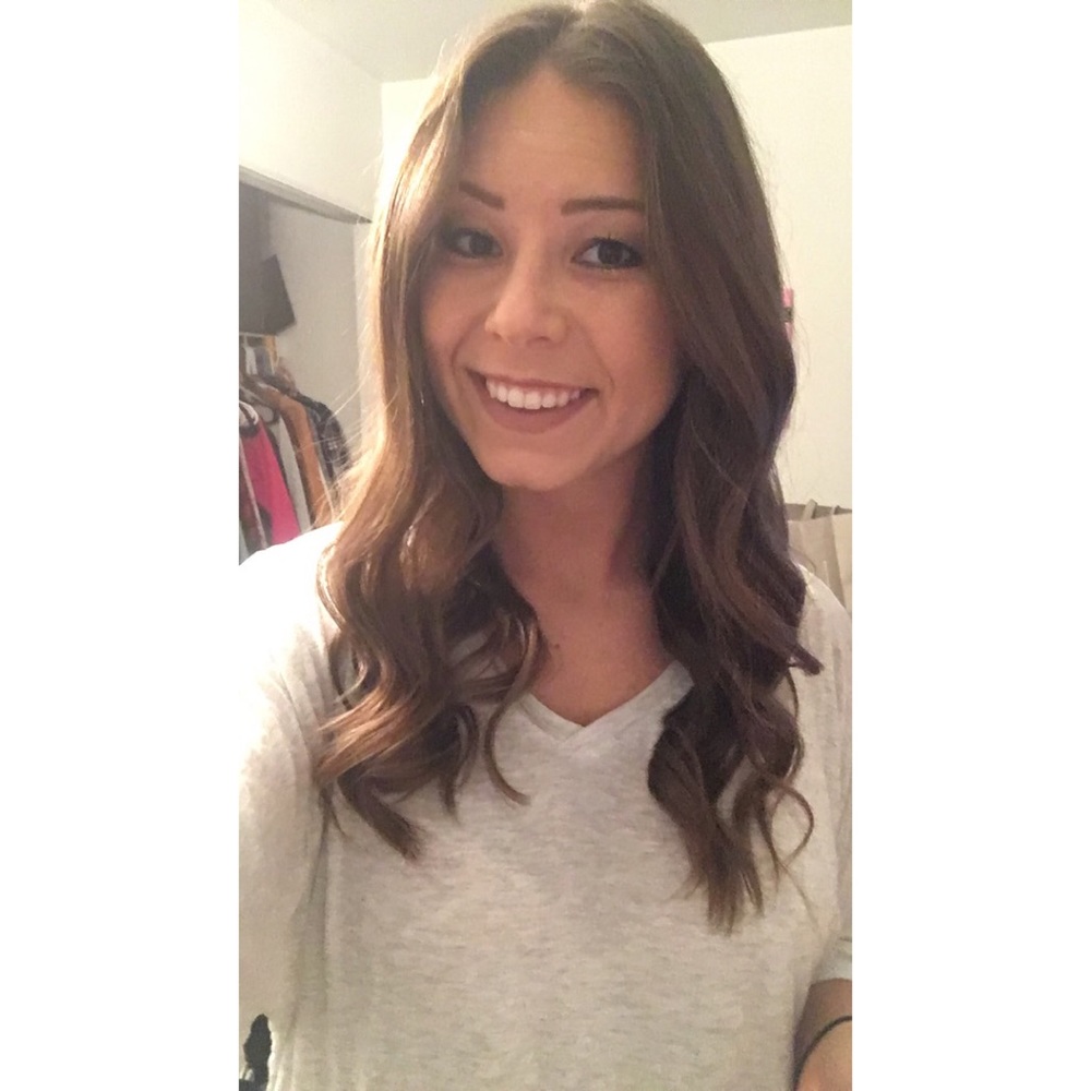 Meet your Posher, Caitlyn