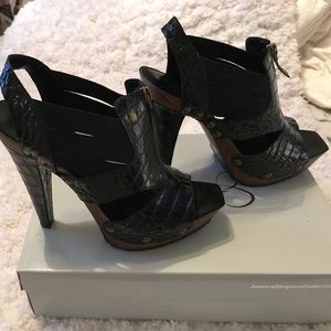 Jessica Simpson Black Crocodile Heels, sz 8