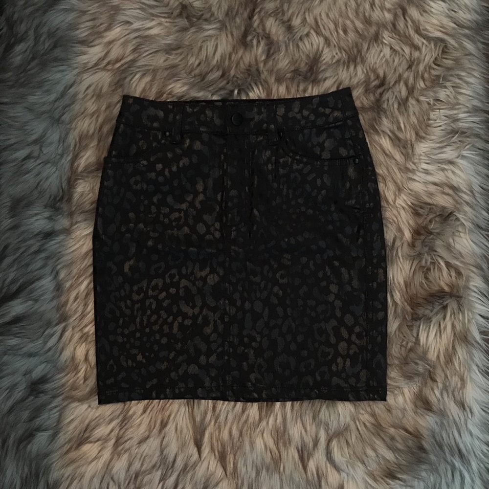 Black Cheetah Print Skirt - H&M size 4