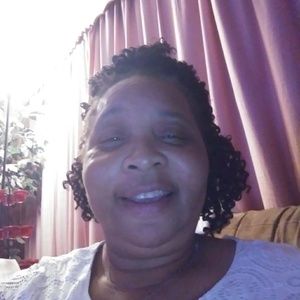 Meet your Posher, Valeria