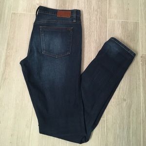 ❗️PRICE DROP - Henry & Belle Skinny Jeans