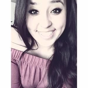 Meet your Posher, Marcela