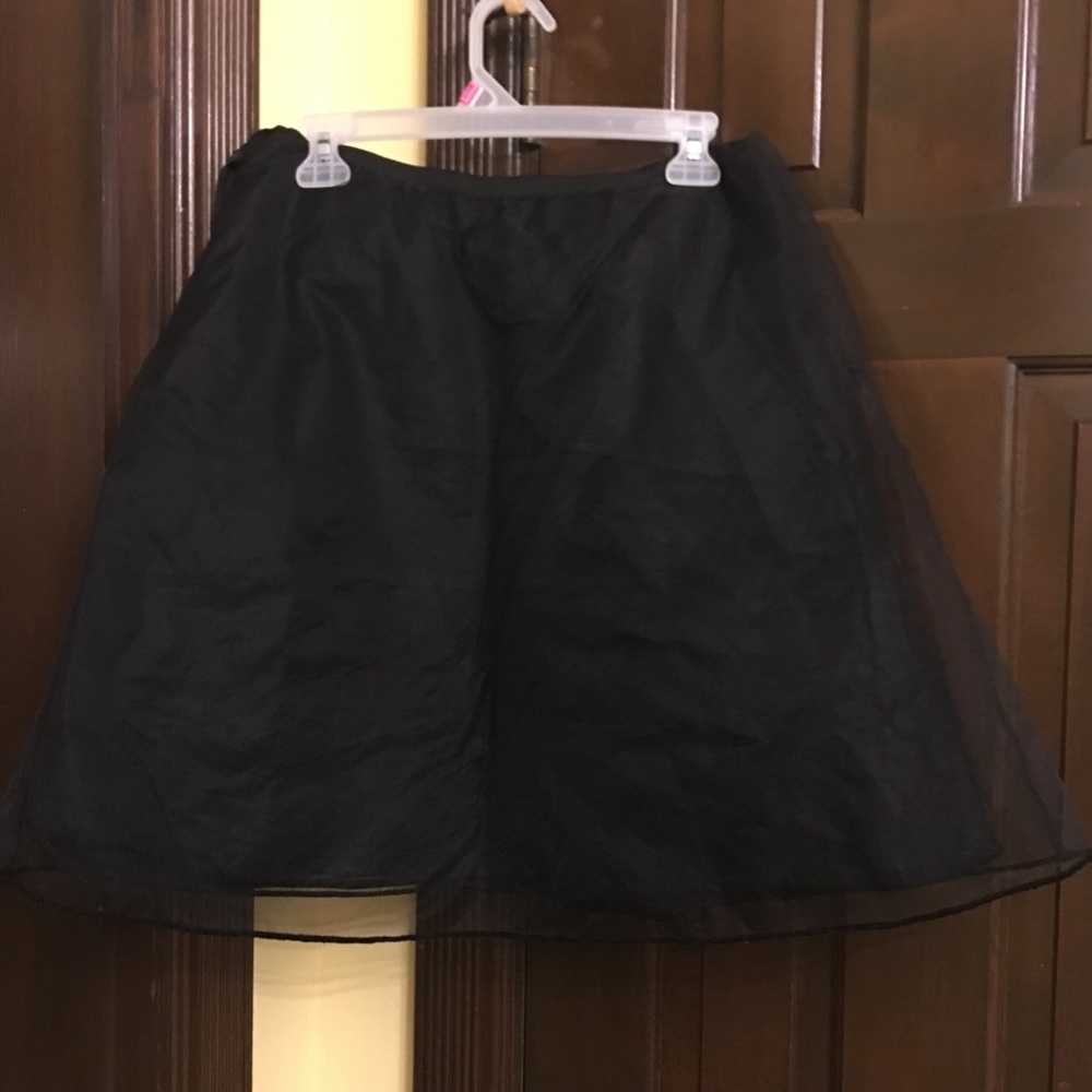 Black Skirt.