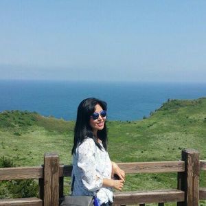 Meet your Posher, Uni