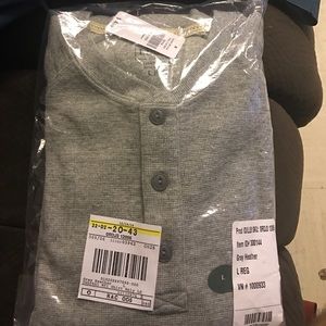 BRAND NEW LONG SLEEVE HENLEY SHIRT