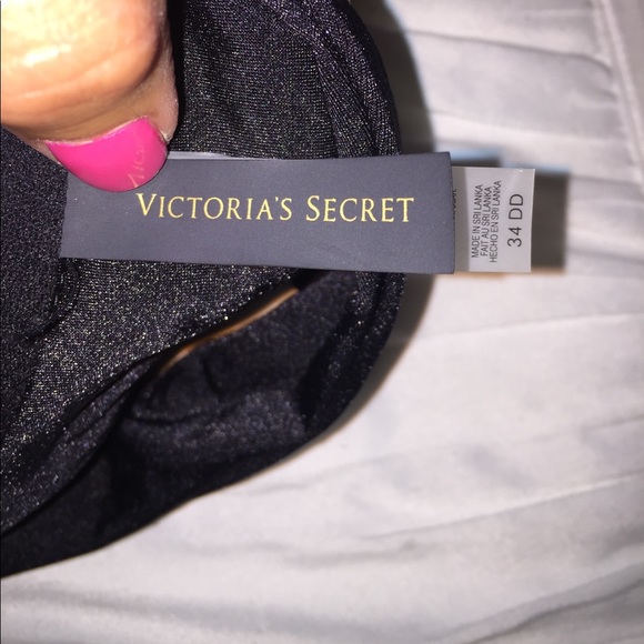 Victoria's Secret swim top 34DD - Picture 2 of 8