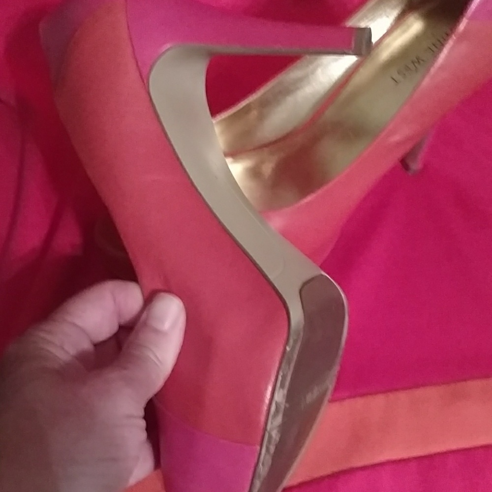 Dress and shoe combo - Picture 4 of 4