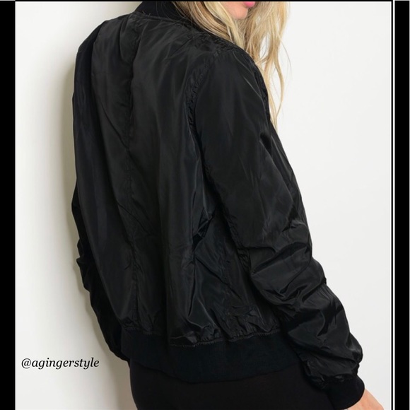 🔴MOVING SALE! LAST ONE! Black Bomber Jacket - Picture 3 of 7