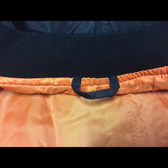 🔴MOVING SALE! LAST ONE! Black Bomber Jacket - Picture 6 of 7