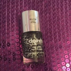Claire's splatter nail polish(black/white)
