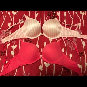 Lot of 2 Victoria's Secret bras