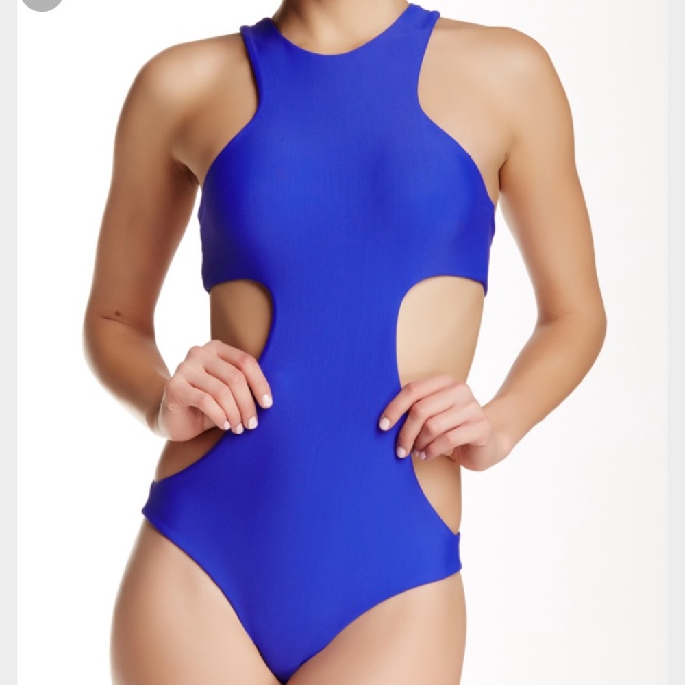 Mikoh Osaka one piece