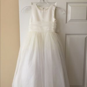 ⚡️Brand New⚡️RoseBud Flower girl Dress