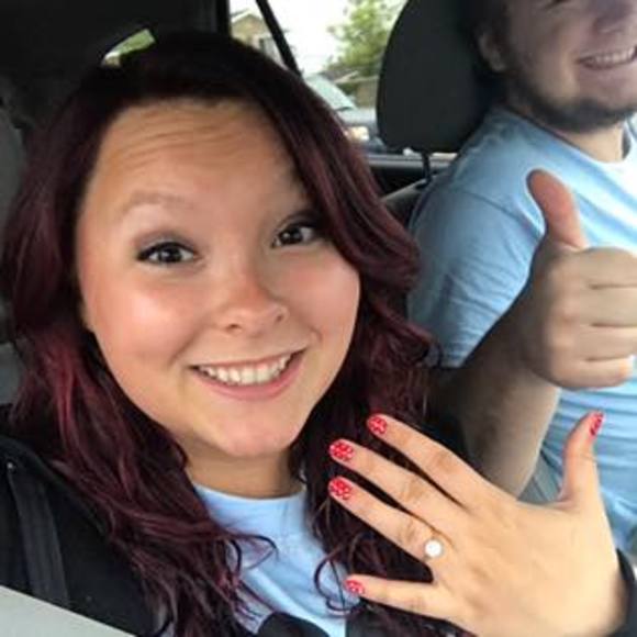 Meet your Posher, Siera - Picture 1 of 1