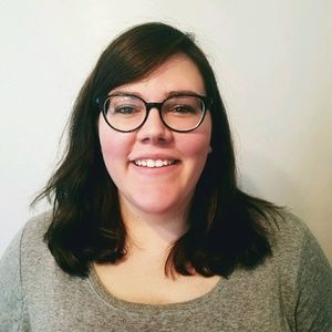 Meet your Posher, Caroline