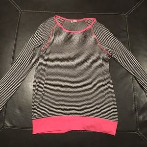 ⚡️Sale⚡️Kut from the Kloth Long Sleeve Tee