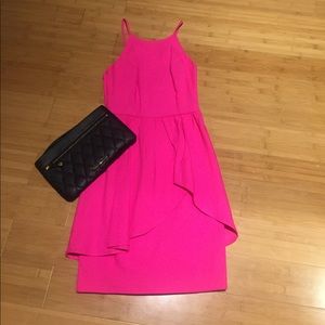 NWOT PINK DRESS 🔥