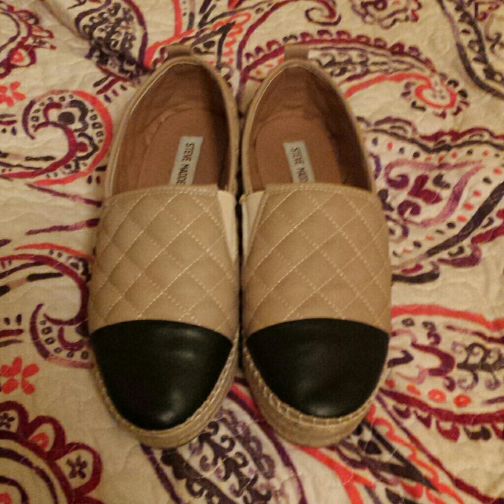 Shoes - Picture 2 of 3
