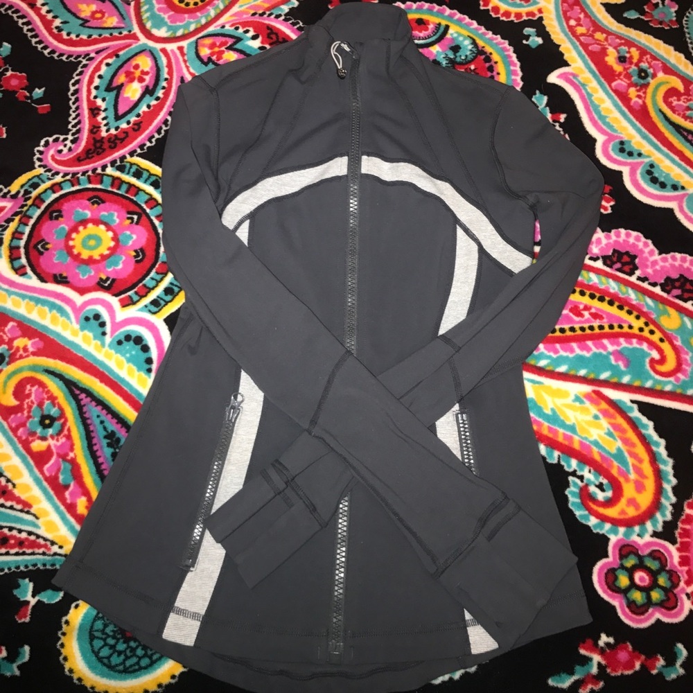 Lululemon charcoal sport jacket size 6