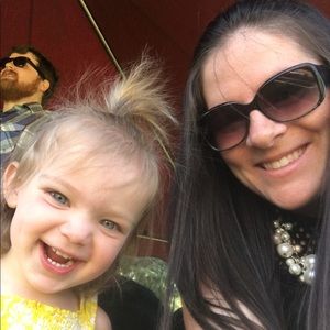 Meet your Posher, Kelli