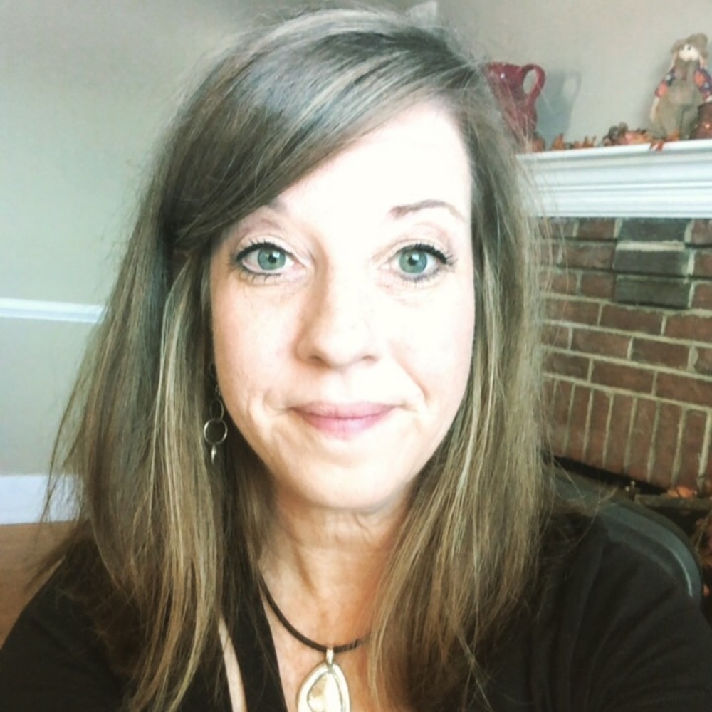 Meet your Posher, Angie