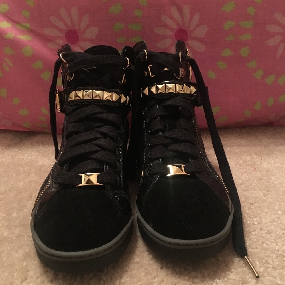 NEW Michael Kors sneakers!!