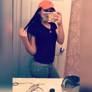 Meet your Posher, Maricela