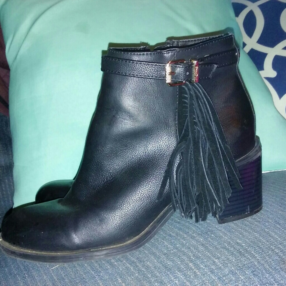 Womens black ankle boots