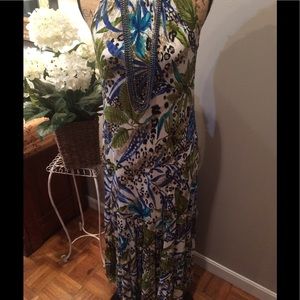🎉New Listing!🎉 Tropical Maxi Dress!
