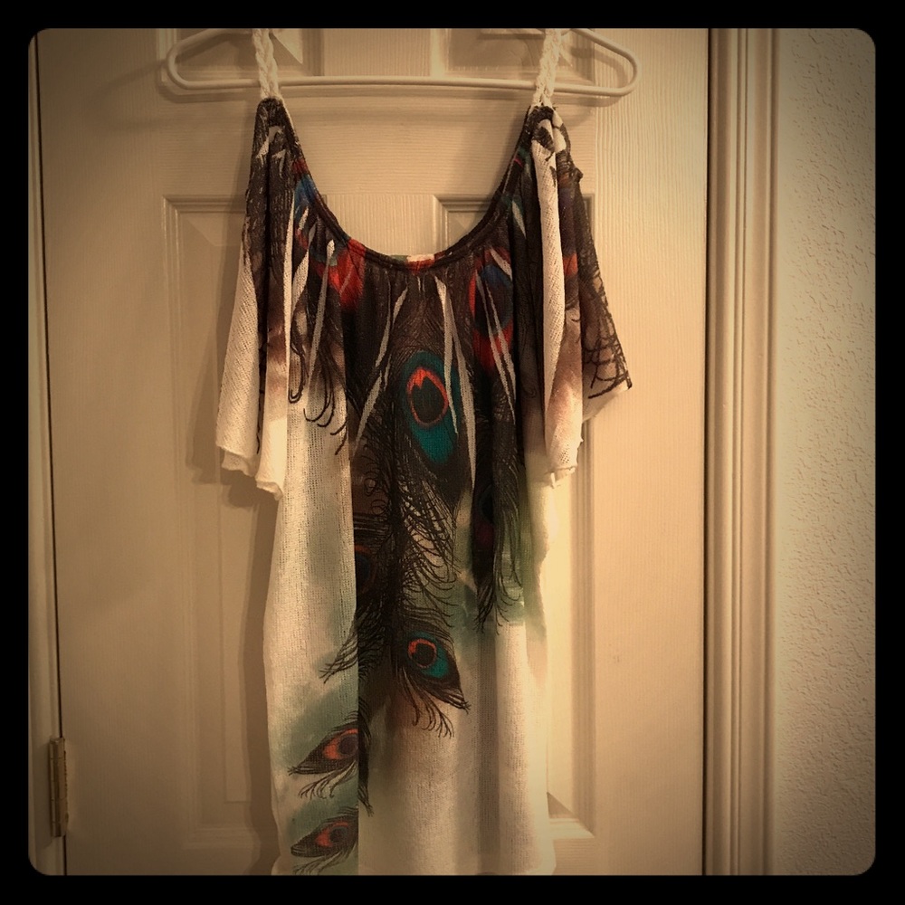 Cold/open shoulder summer knit top