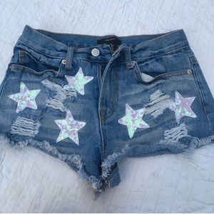 STAR SHORTS