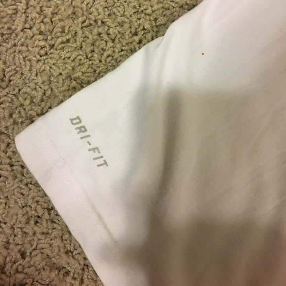 Nike men basketball t shirt - Picture 2 of 3