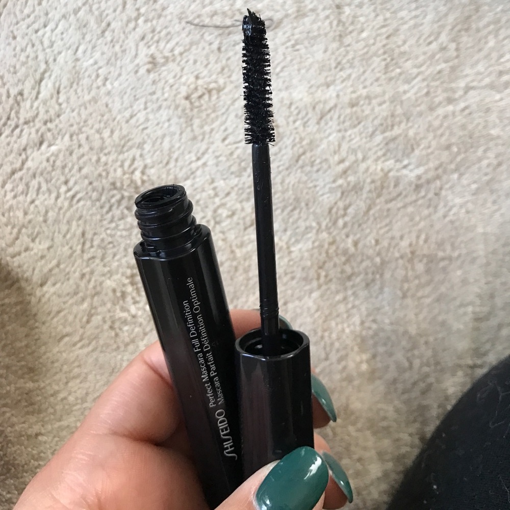 NEW Shiseido Perfect Mascara Full Definition