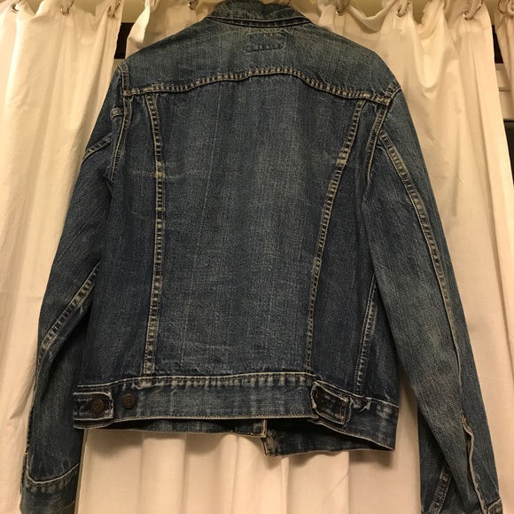 Authentic Levi Denim Jacket - Picture 5 of 5