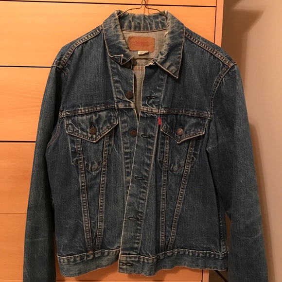 Authentic Levi Denim Jacket - Picture 1 of 5