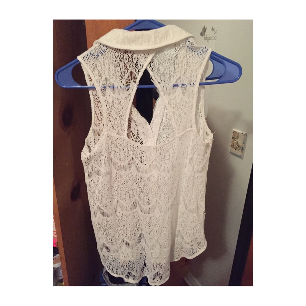 Kirra White Lace Top - Picture 2 of 3