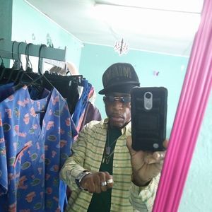 Meet your Posher, Antonio