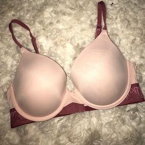 ⭐️CLEARANCE⭐️VS Pink | Wear Everywhere Push-up