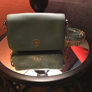 Tory Burch Robinson Chain Strap Bag